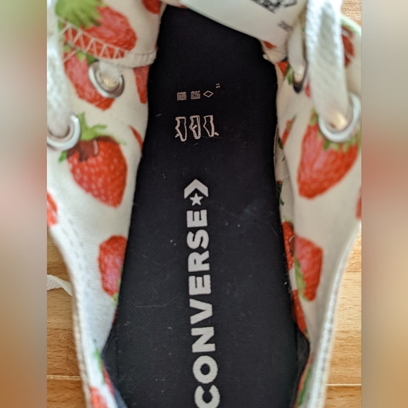 Converse - Picture 7 of 8